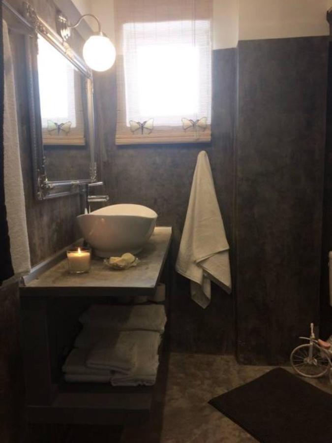 Villa Veneti Suite - Probio - 80M2 尼亚·蒙达尼亚 外观 照片