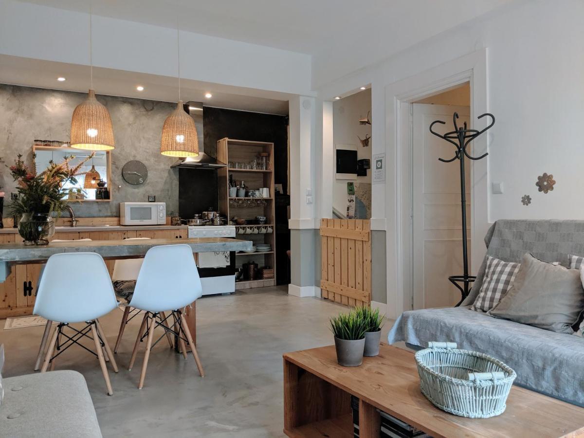 Villa Veneti Suite - Probio - 80M2 尼亚·蒙达尼亚 外观 照片
